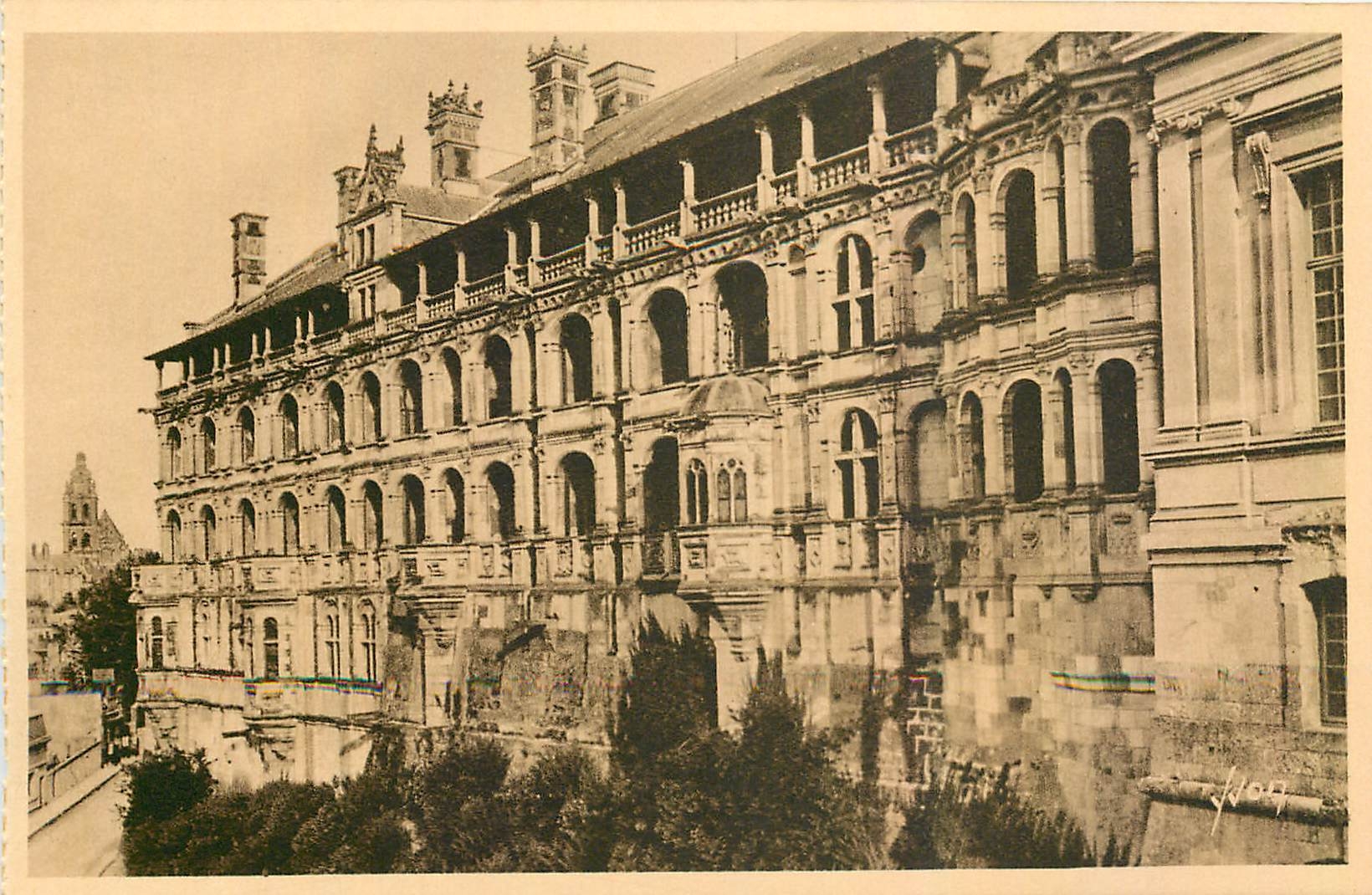 CPA Chateau de Blois Loir et Cher Facade Francois 1er 