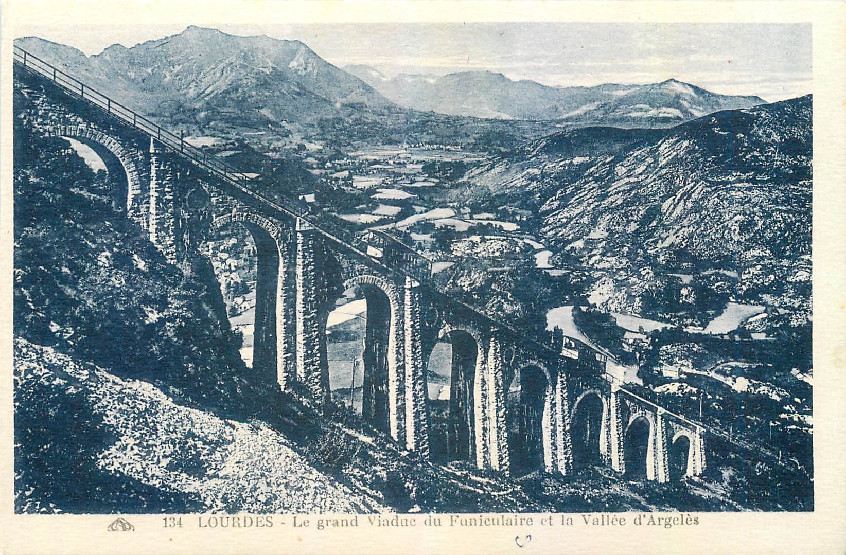 CPA Lourdes Le grand Viaduc du Funiculaire et la Vallee d'Argeles 