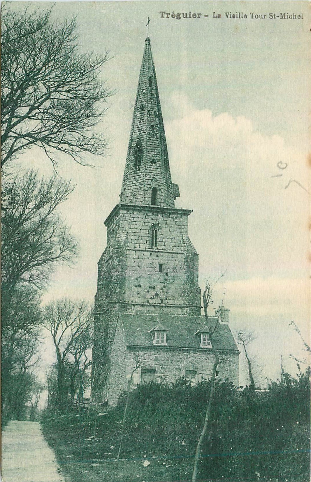 CPA Treguier La Vielle Tour St Michel 