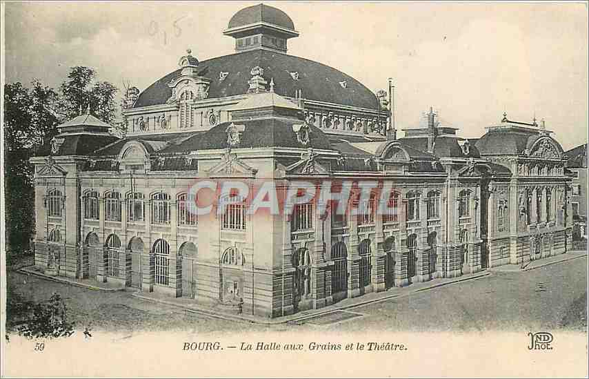 CPA Bourg La Halle aux Grains et le Theatre 