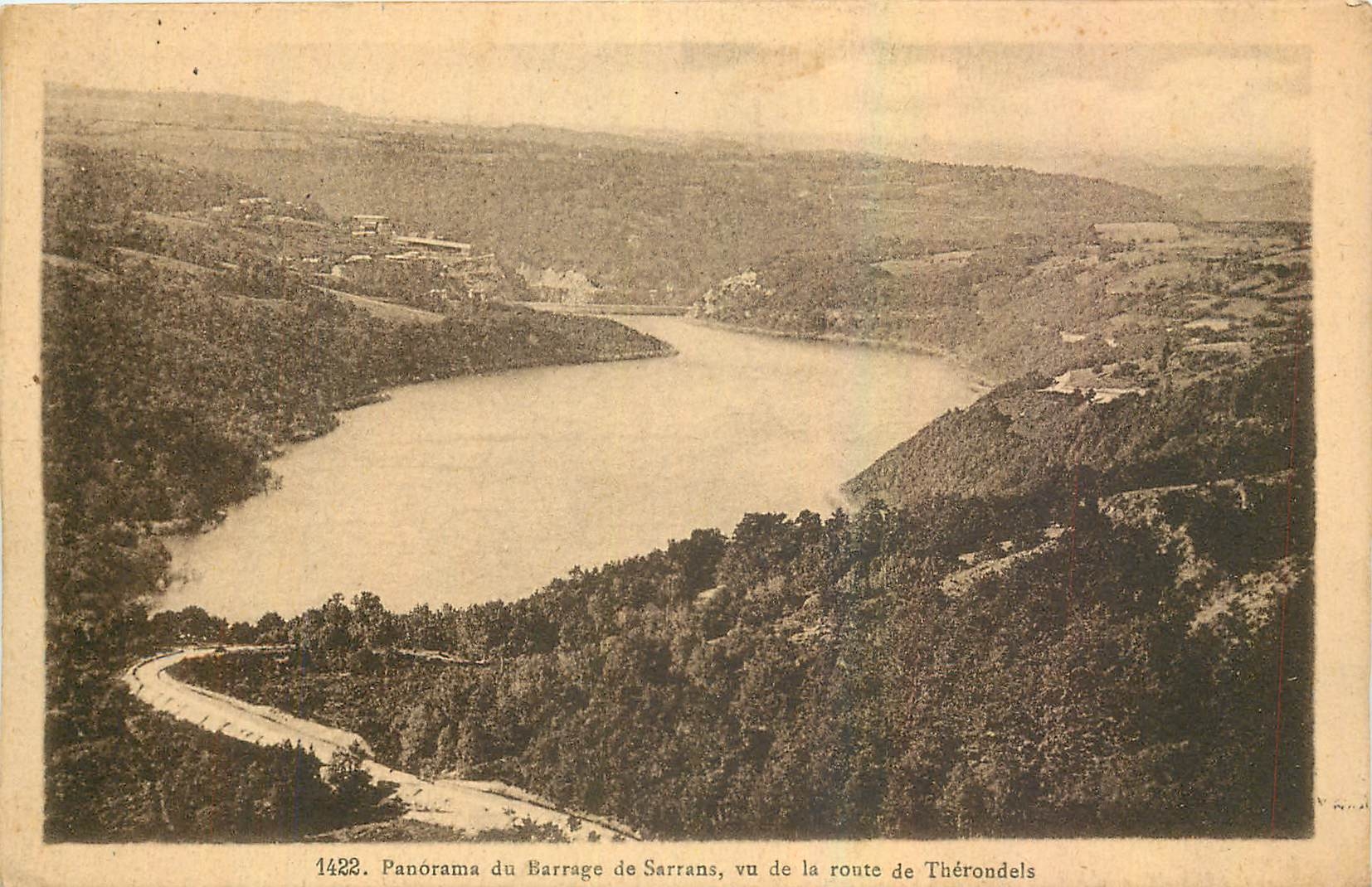 CPA Panorama du Barrage de Sarrans vu de la route de Therondels 
