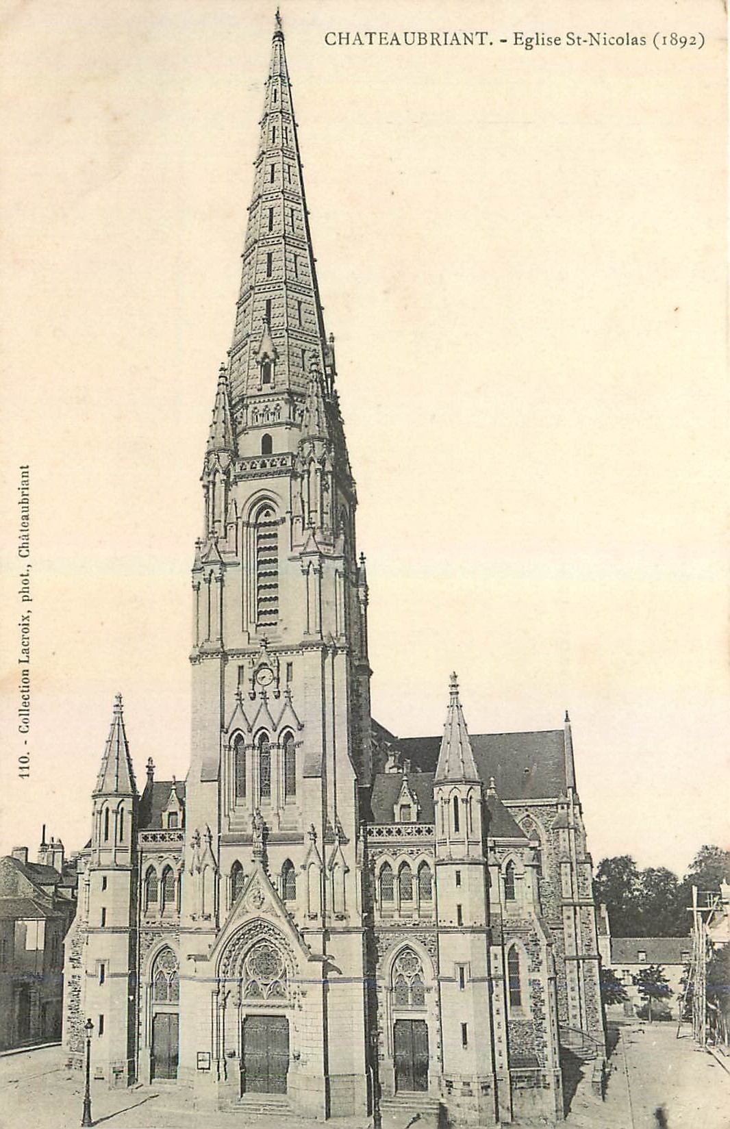 CPA Chateaubriant Eglise St Nicolas 