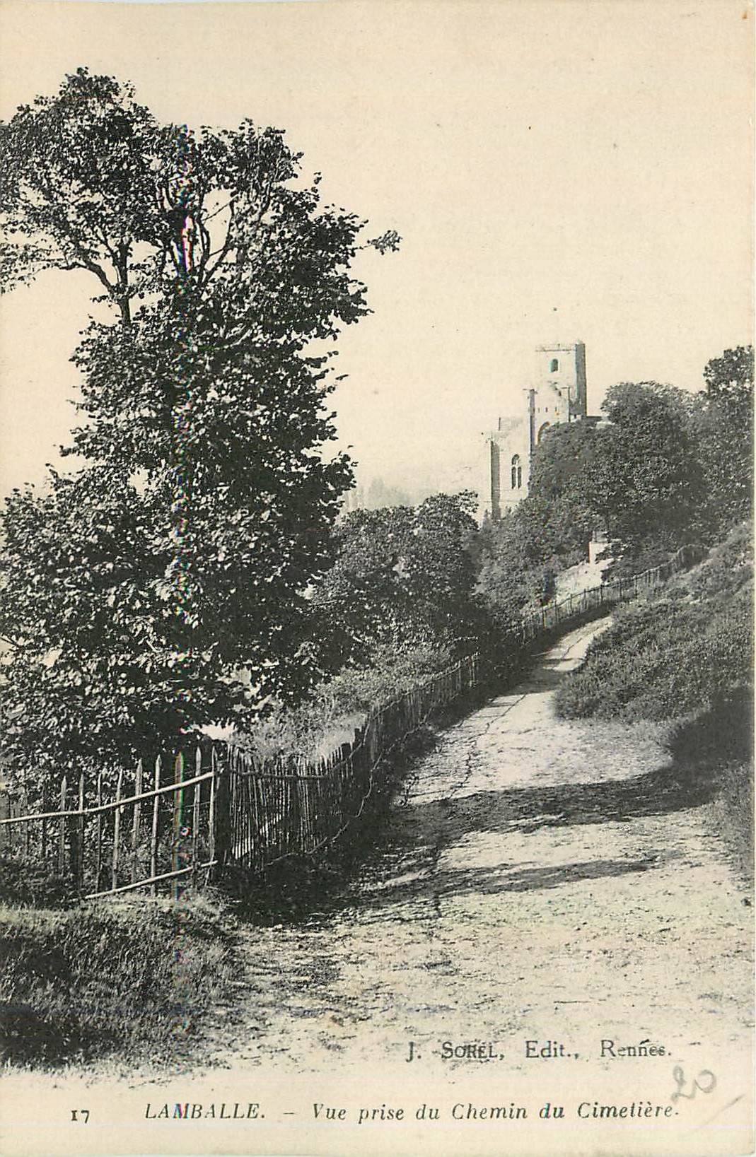 CPA Lamballe Vue prise du Chemin du cimetiere 