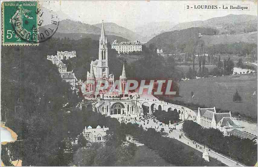 CPA Lourdes La Basilique 