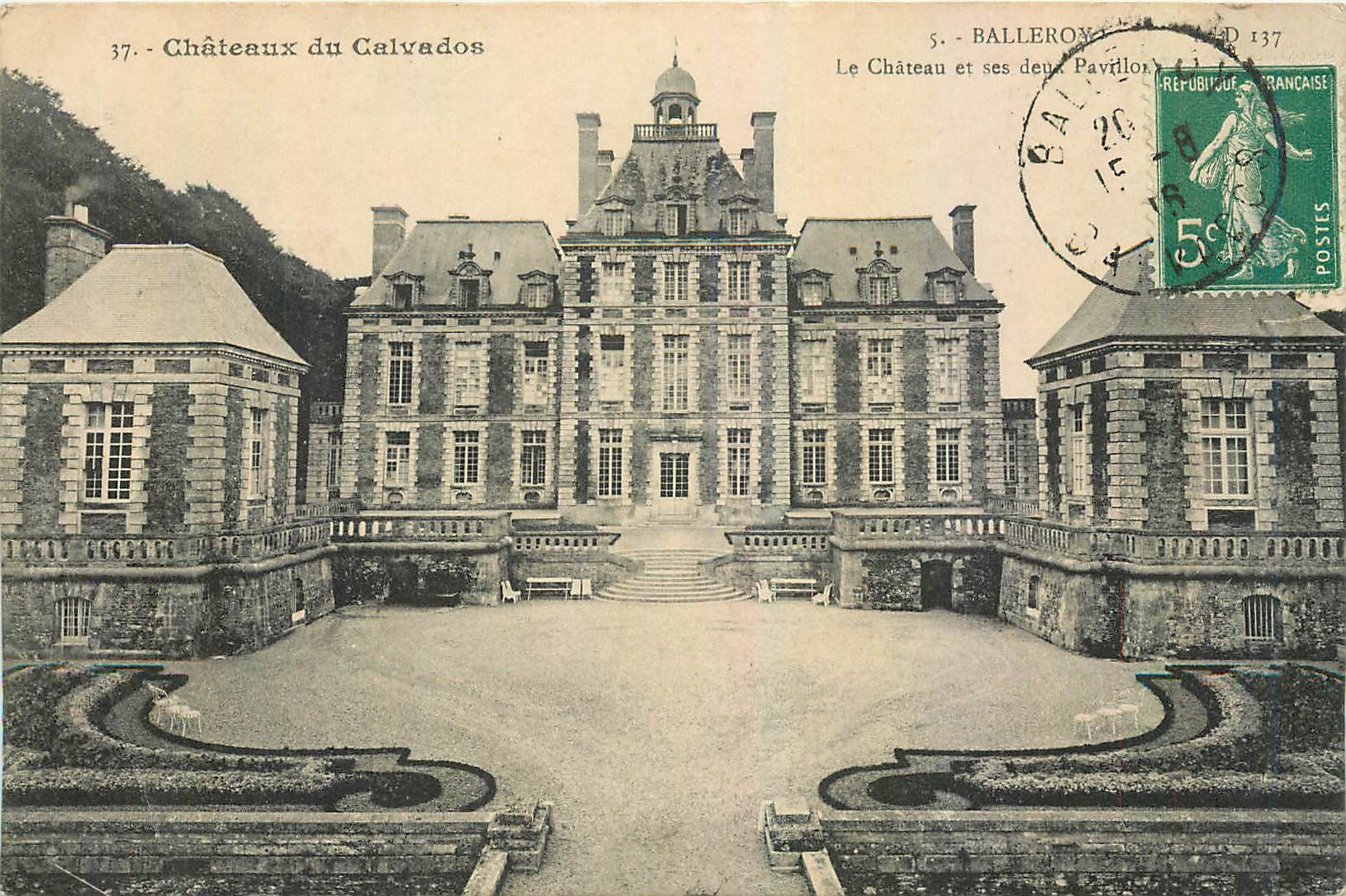 Châteaux du Calvados — Le Château et ses deux Pavillons — A. Bibbori, édit., Caen (Calvados) - Déposé