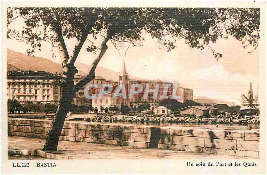 CPA Bastia Un coin du Port et les Quais 