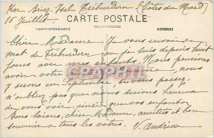 Perros-Guirec (C.-du-N.) — Die Strand von Trestraou durch die Kiefern — A. B. — Rückseite