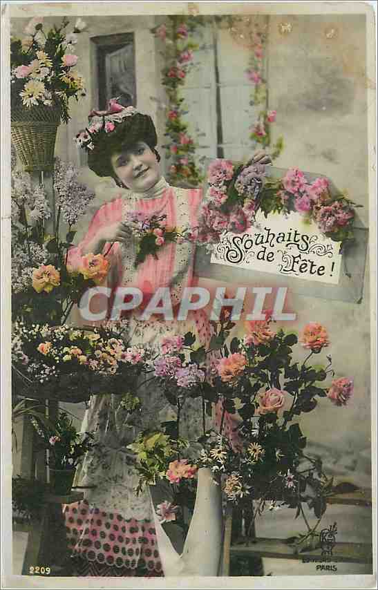 Femme en robe rose parmi les fleurs — Souhaits de Fête ! — Édition Paris, n° 2209
