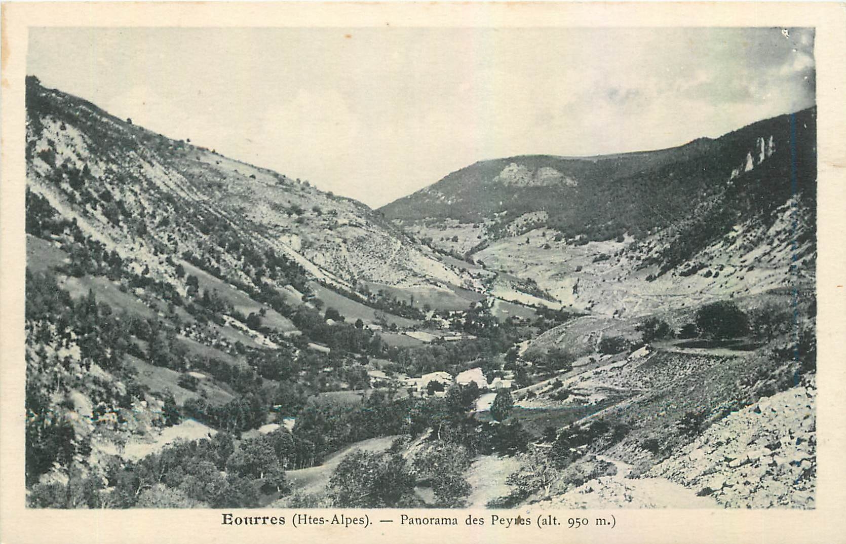 CPA Eourres Htes Alpes Panorama des Peyres 