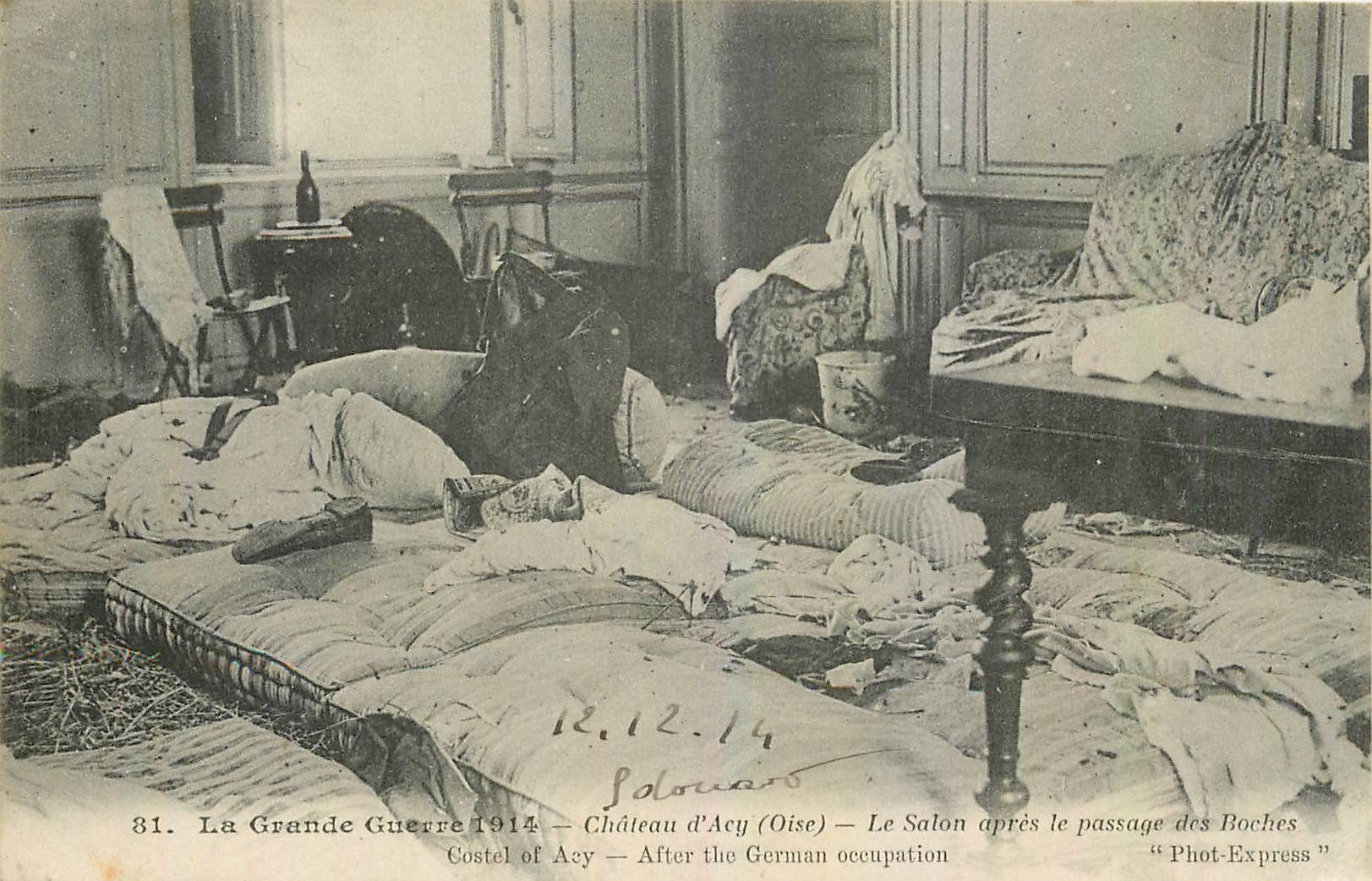 Château d'Acy (Oise) — Le Salon après le passage des Boches — Phot-Express