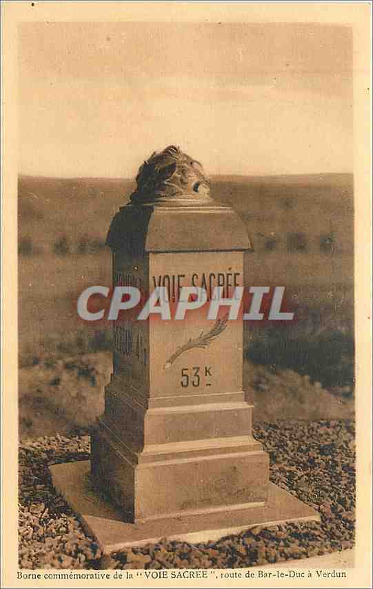CPA Borne commemorative de la Voie Sacree route de Bar le Duc a Verdun Militaria