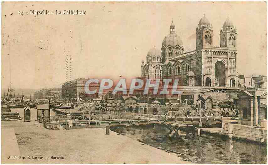 CPA Marseille La Cathedrale 