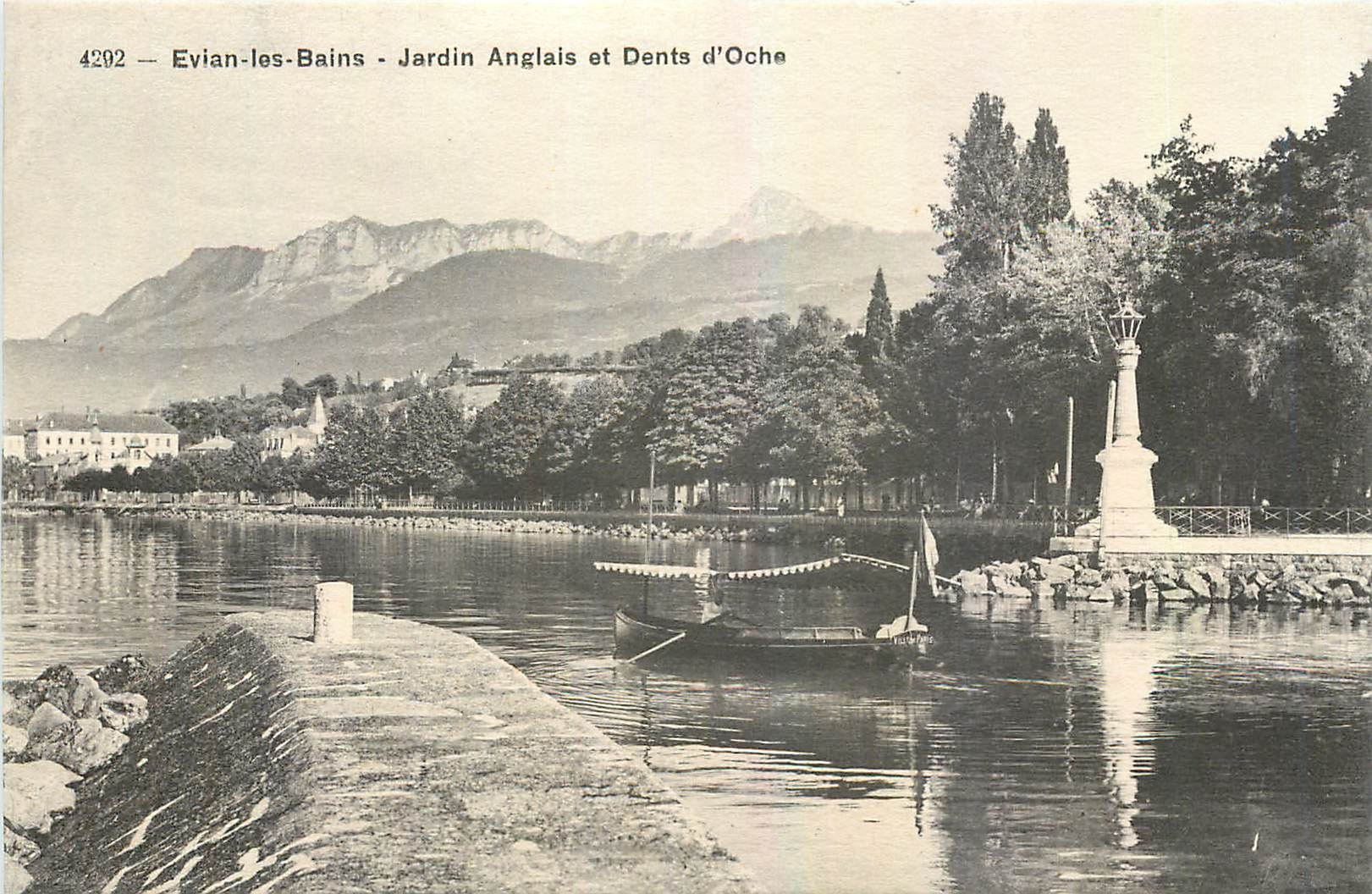 CPA Evian les Bains Jardin Anglais et Dents d'Oche 