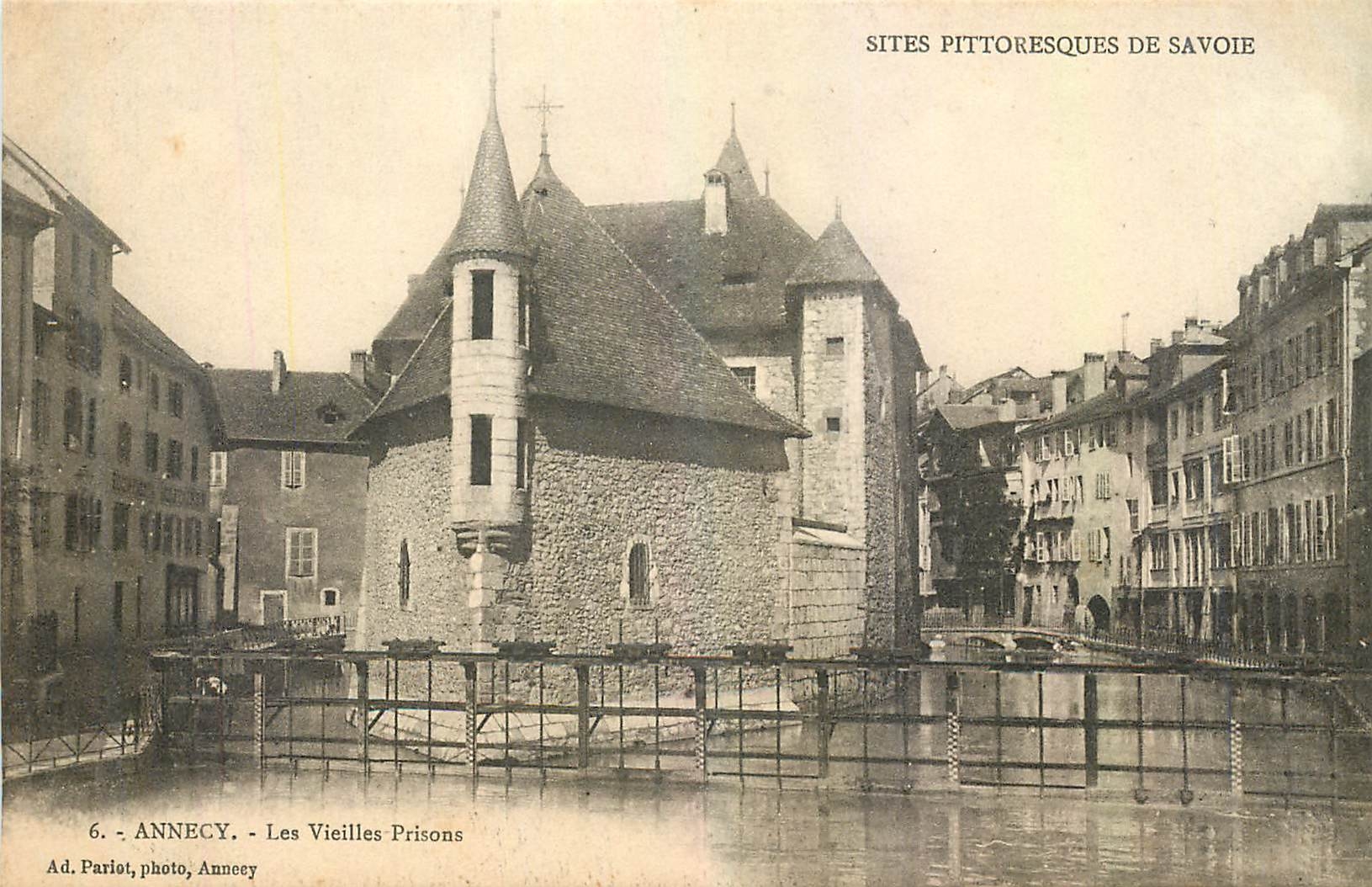 CPA Annecy Les Vieilles Prisons 