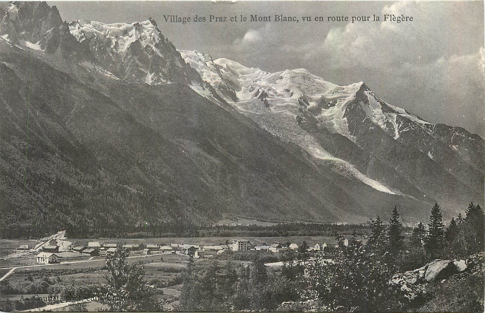 CPA Village des Praz et le Mont Blac vu en route pour la Flegere 