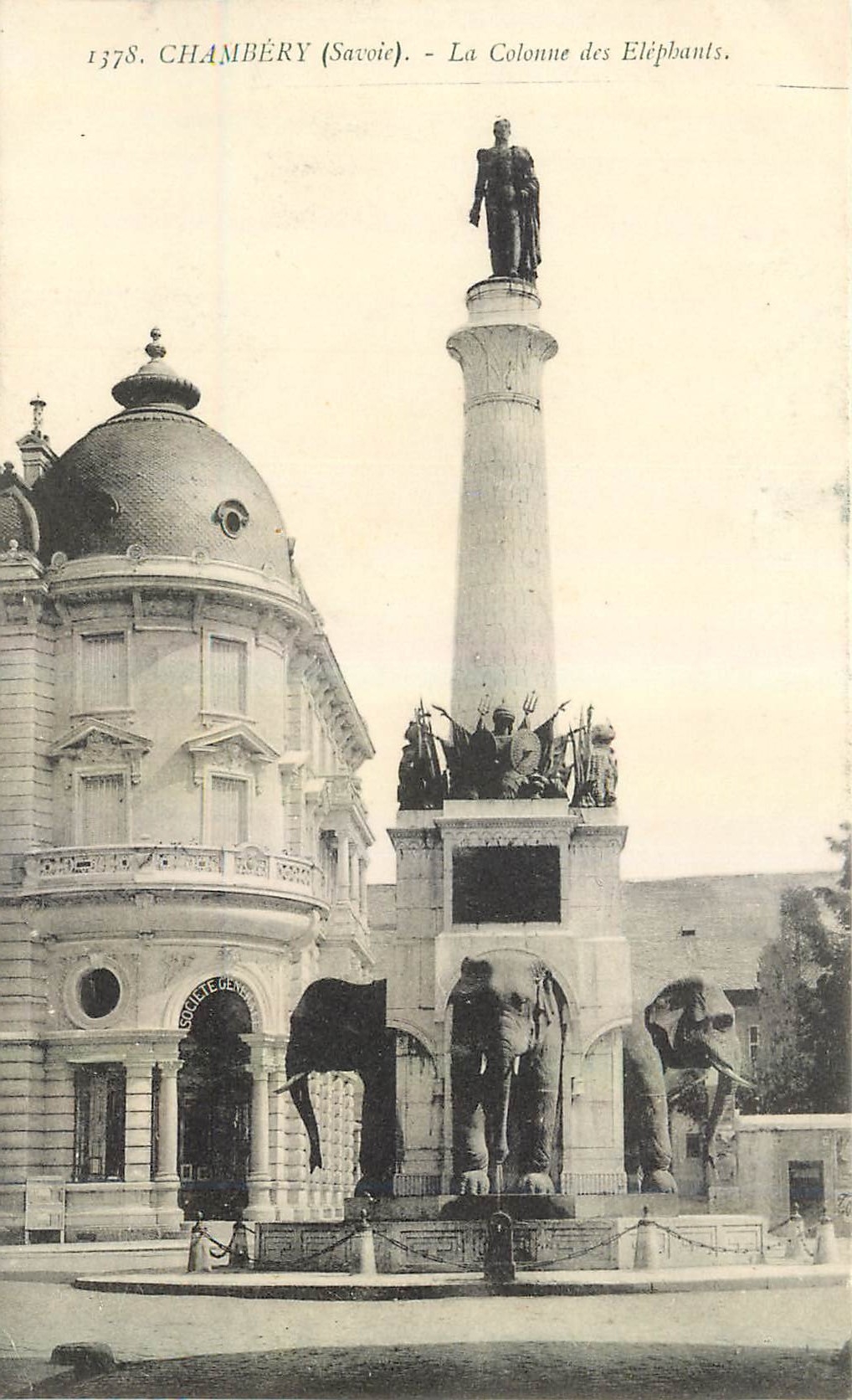 CPA Chambery Savoie La Colonne des Elephants 