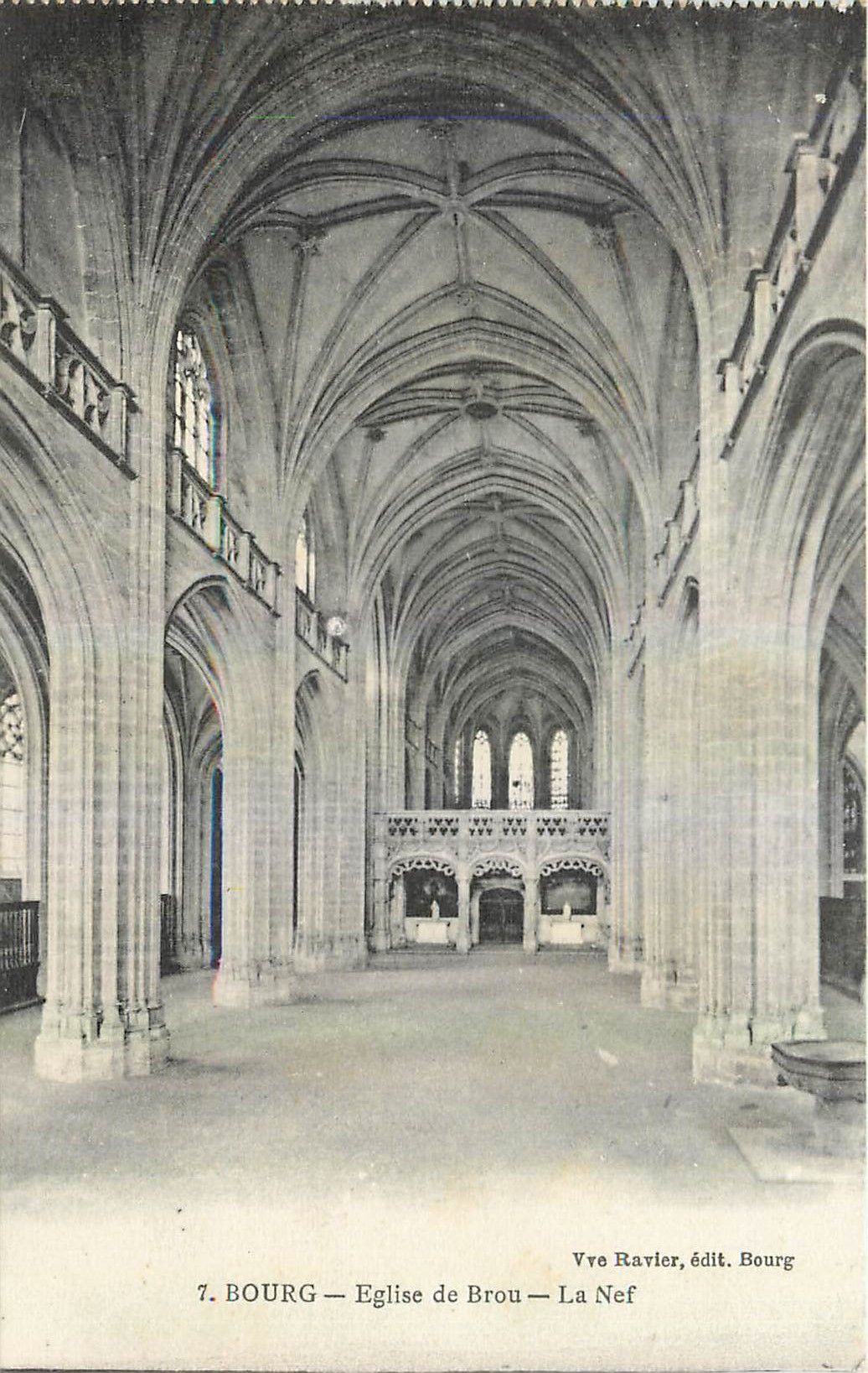 CPA Bourg Eglise de Brou La Nef 