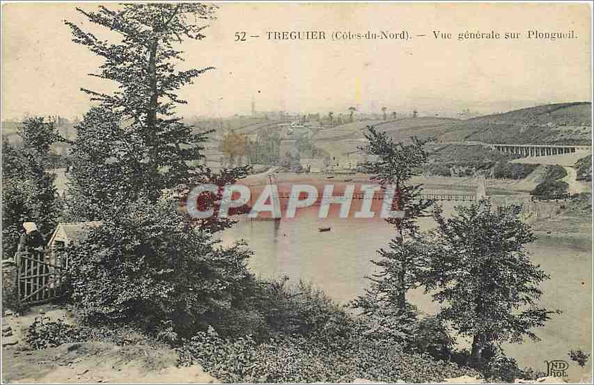 CPA Treguier Cotes du Nord Vue generale sur Plongueil 