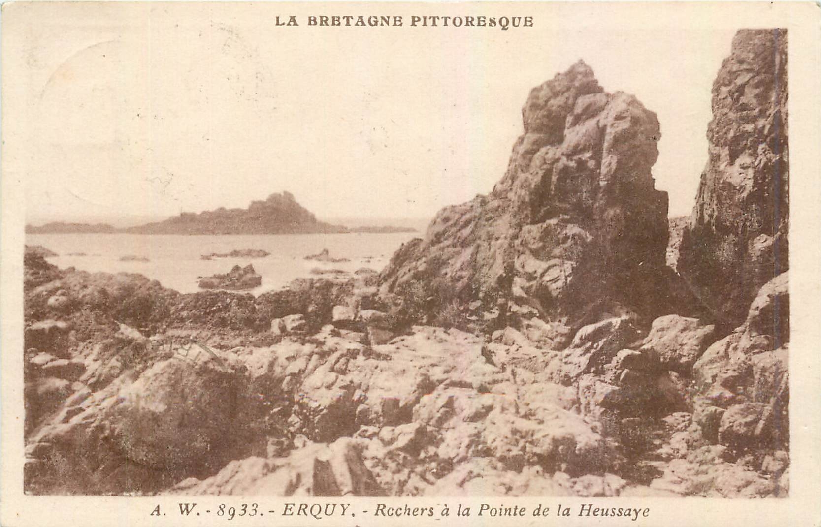 CPA Erquy Rochers a la Pointe de la Heussaye 