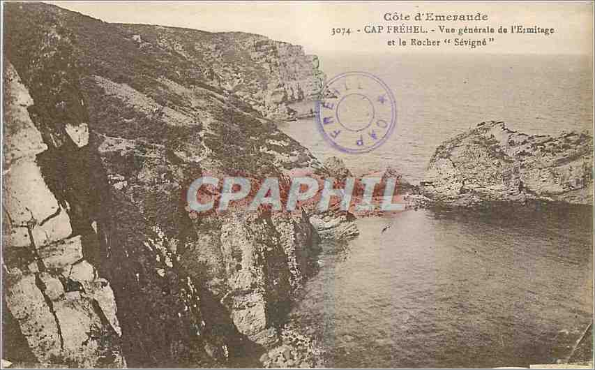 CPA Cap Frehel Vue generale de l'Ermitage et le Rocher Sevigne 