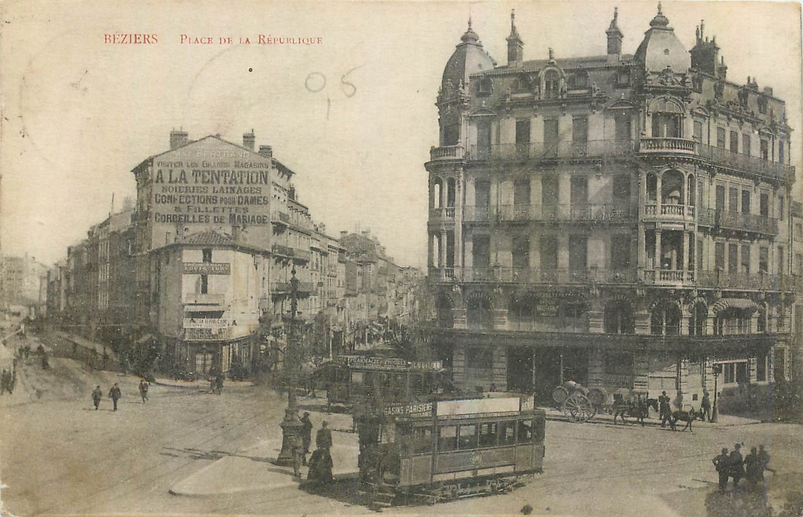 CPA Beziers Place de la Republique Tramway