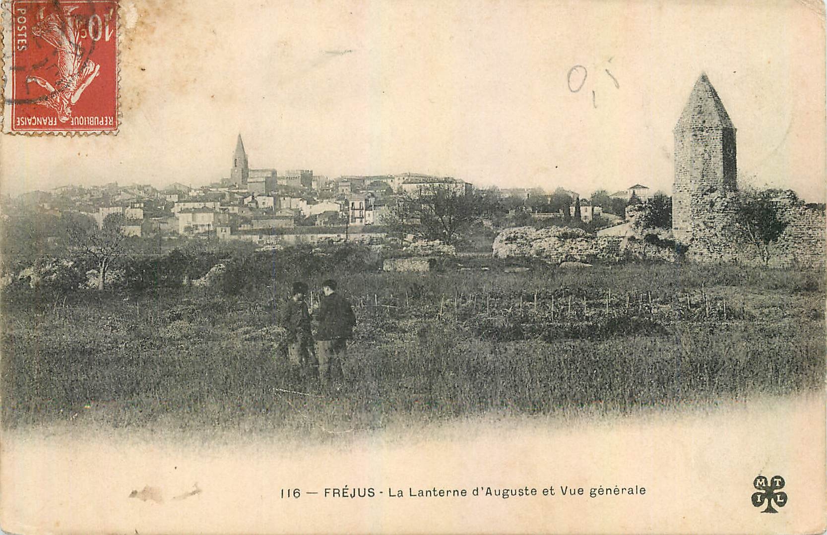 CPA Frejus La Lanterne d'Auguste et Vue generale 