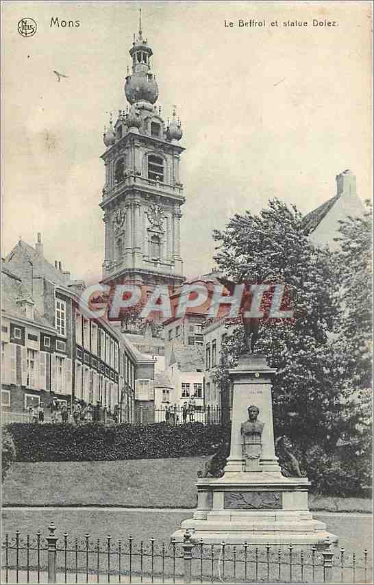 CPA Mons Le Beffroi et statue Dolez 