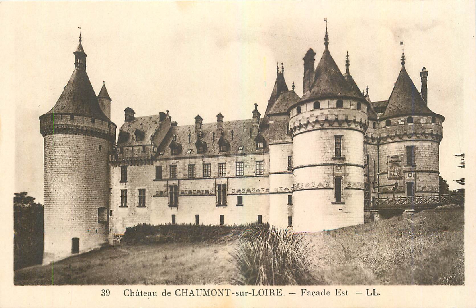 CPA Chateau de Chaumont sur Loire Facade Est 