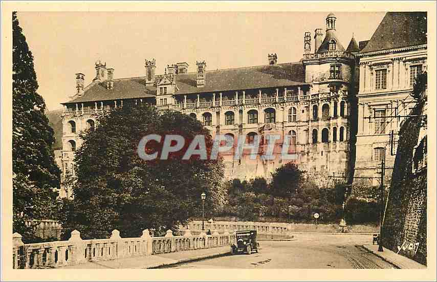 CPA Chateau de Blois Loir et Cher Facade Francois 1er 