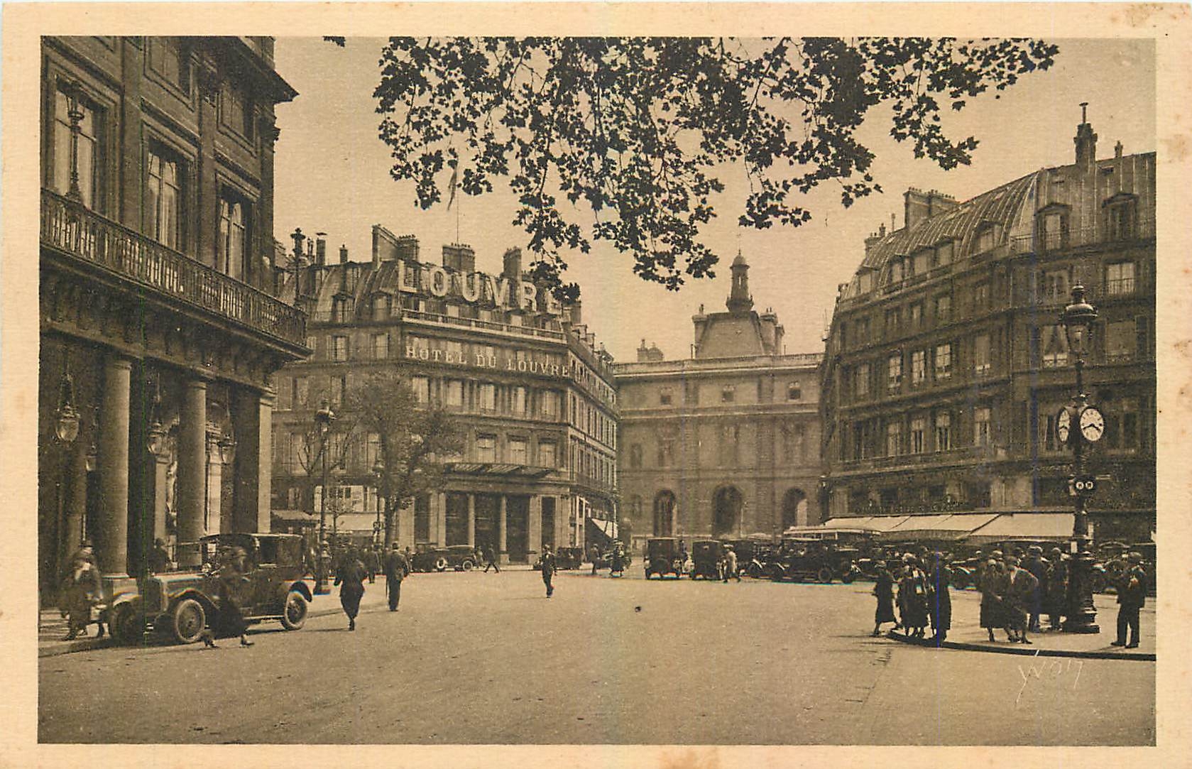 CPA Paris Place du Theatre Francais 