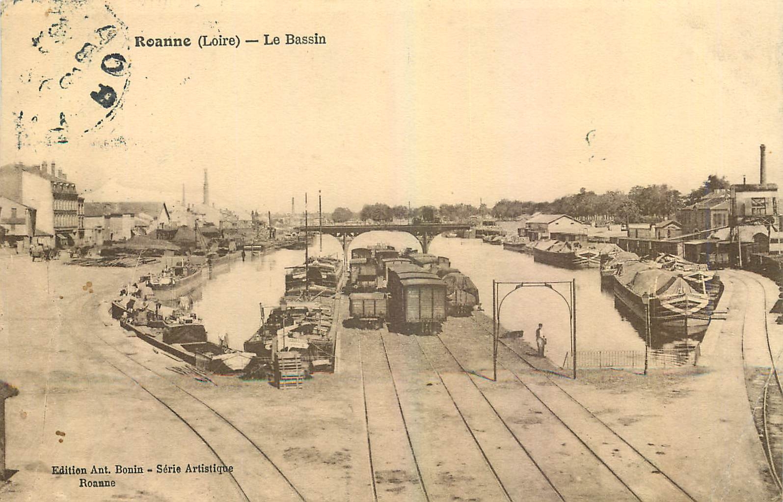 CPA Roanne Loire Le Bassin 