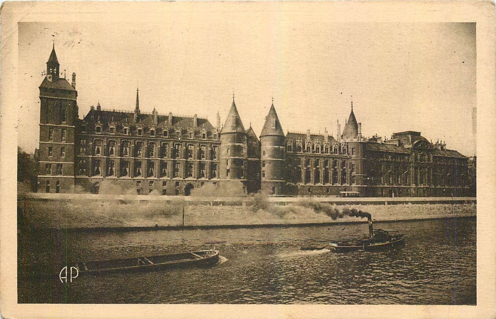 CPA Paris La Conciergerie et la Seine 