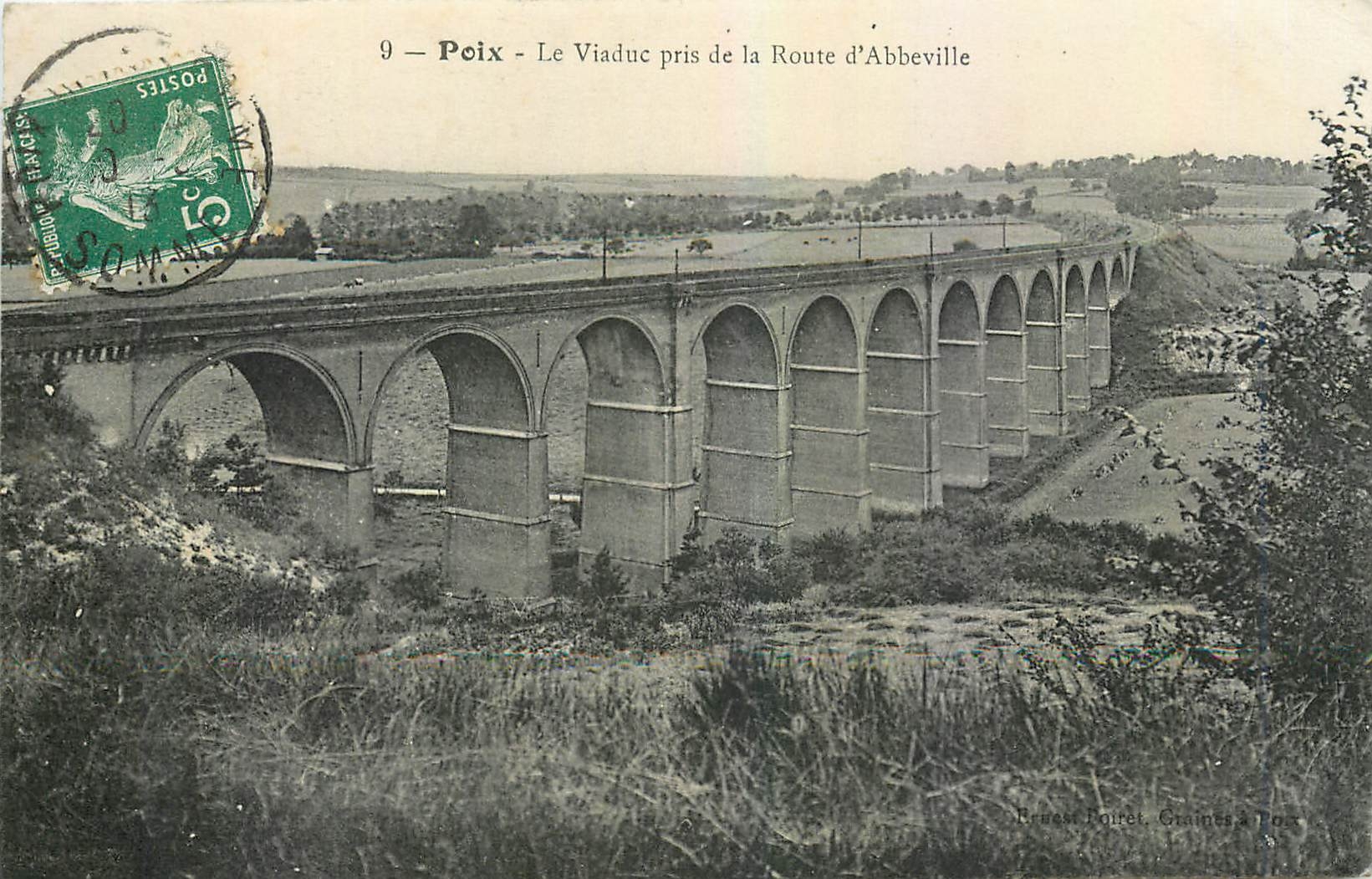 CPA Poix Le Viaduc prise de la Route d'Abbeville 