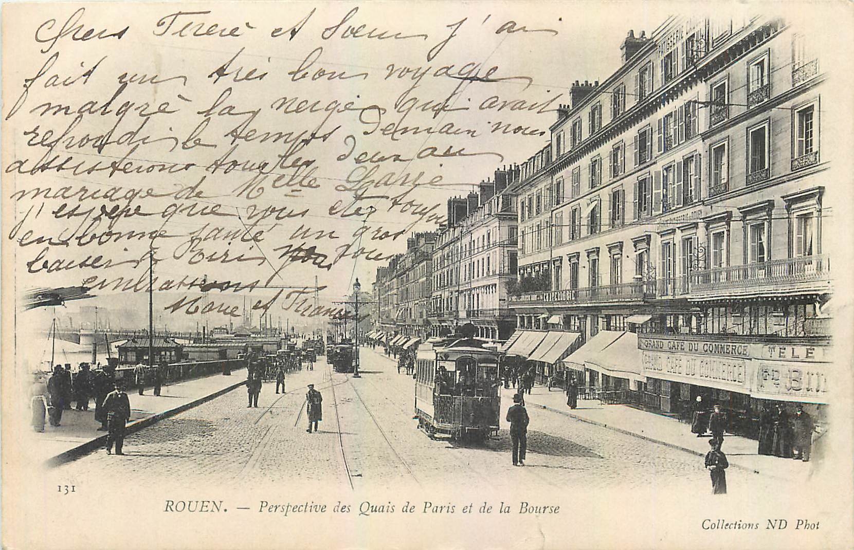 CPA Rouen Perspective des Quais de Paris et de la Bourse Tramway