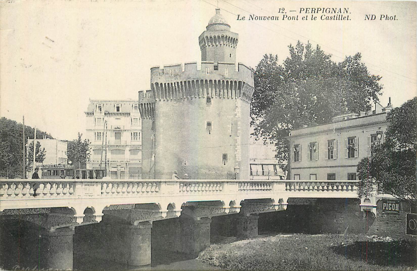 CPA Perpignan Le Nouveau Pont et le Castillet 