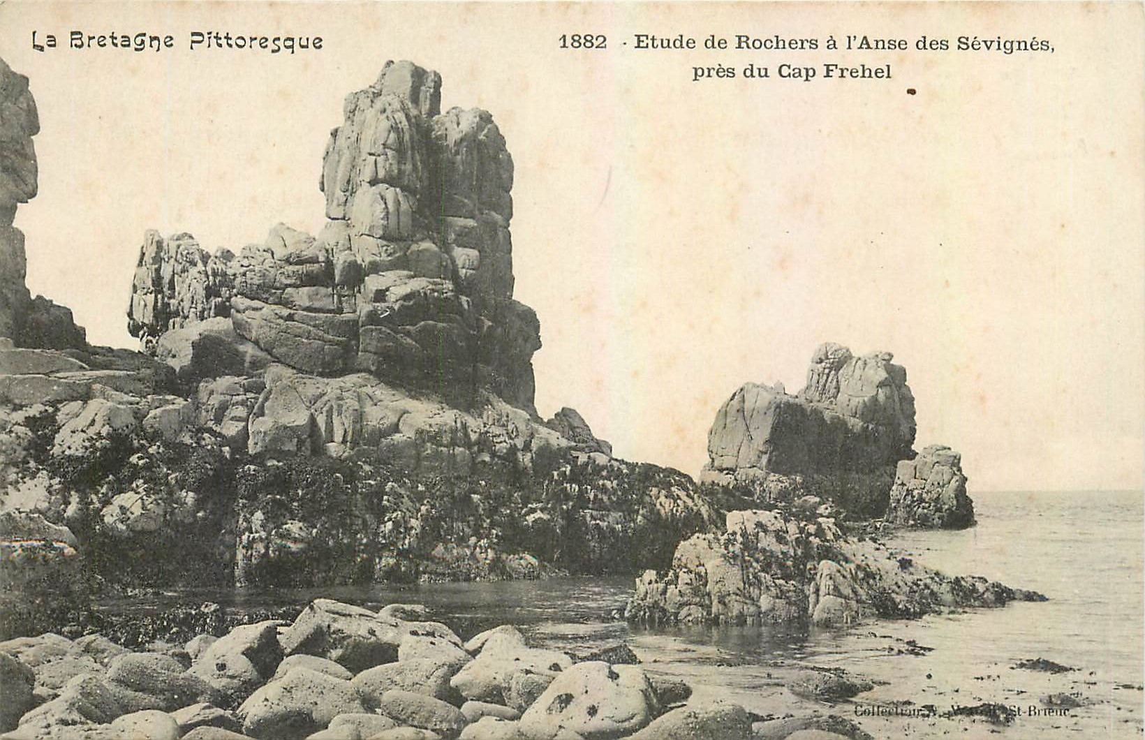 CPA Etude de Rochers a l'Anse des Sevignes pres du Cap Frehel 