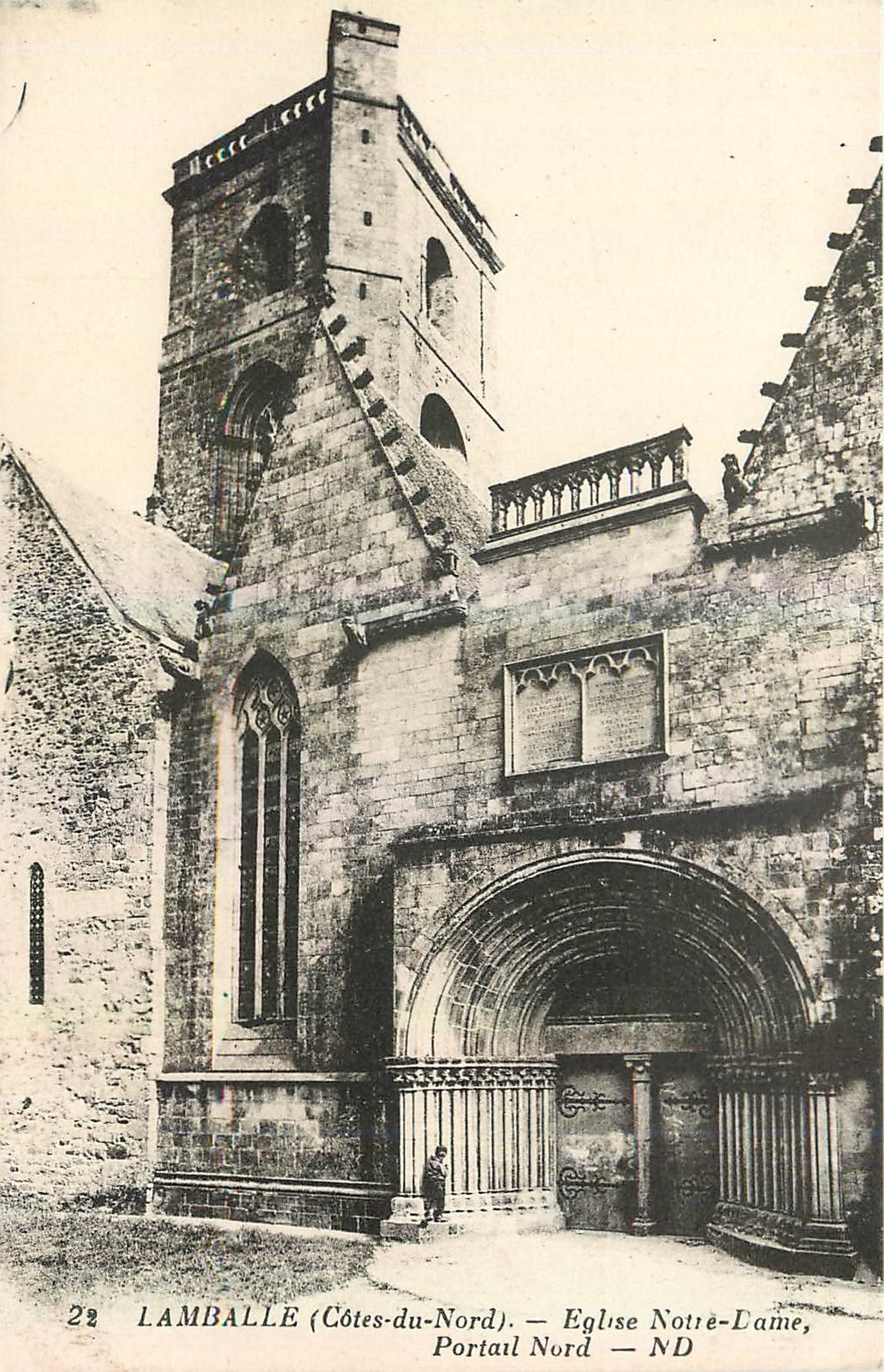CPA Lamballe Cotes du Nord Eglise Notre Dame Portail Nord 