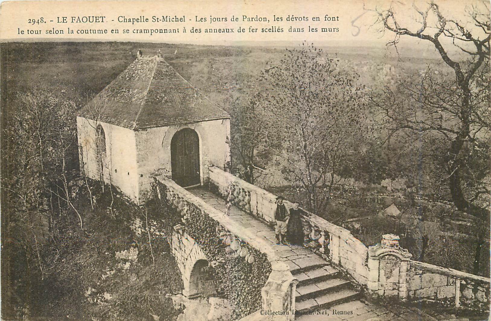 CPA Le Faouet Chapelle Saint Michel Les jours de Pardon 