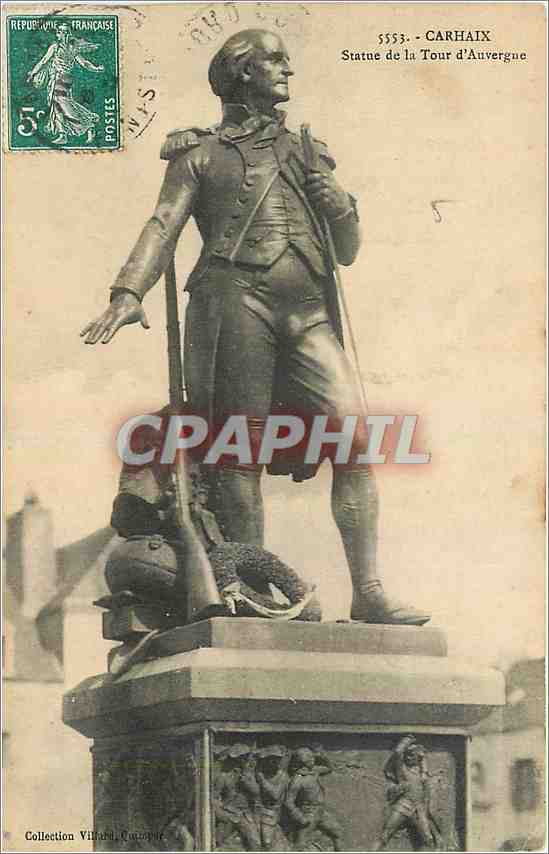 CPA Carhaix Statue de la Tour d'Auvergne 