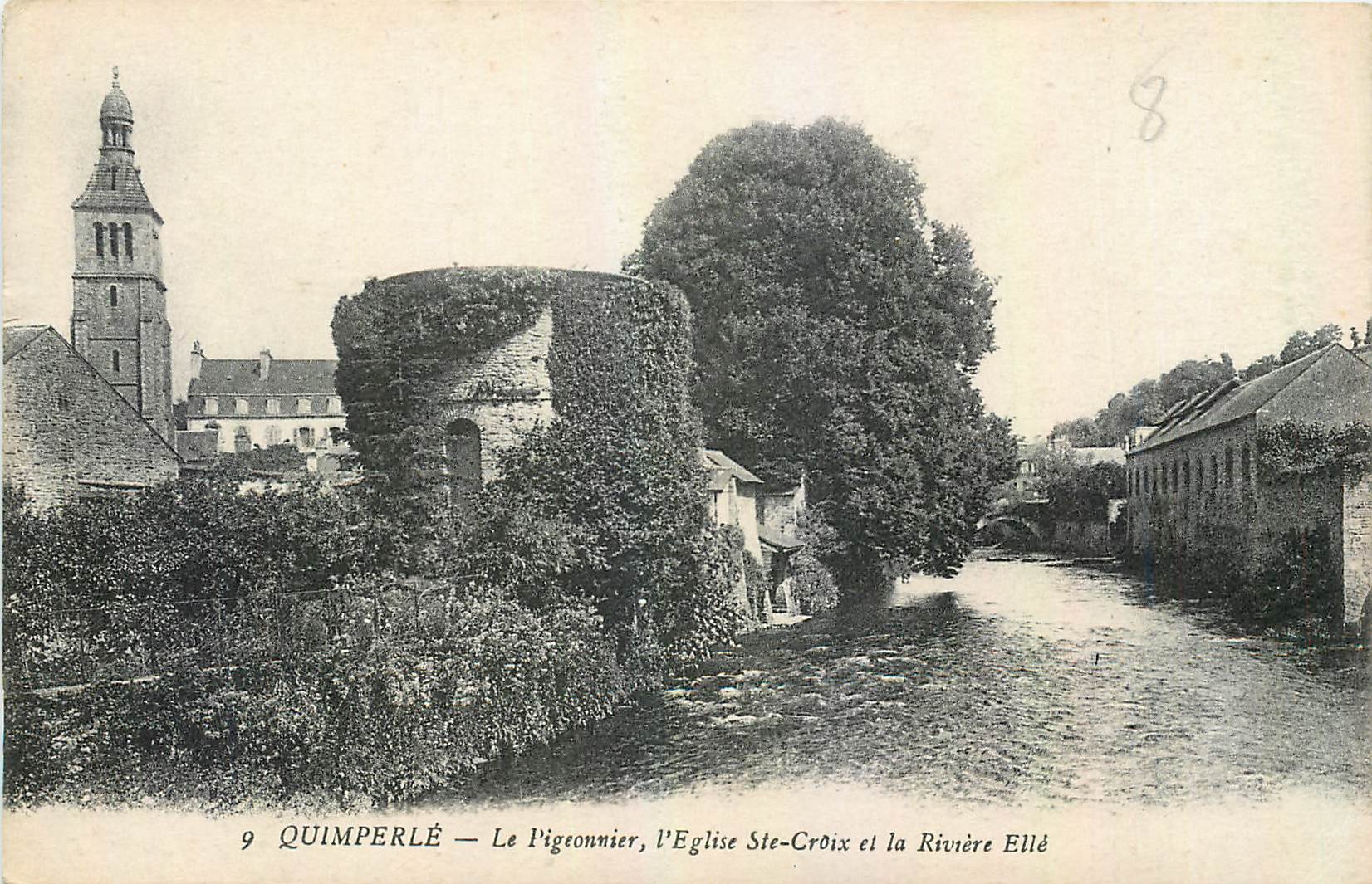 CPA Quimperle Le Pigeonnier l'Eglise Ste Croix et la Riviere 