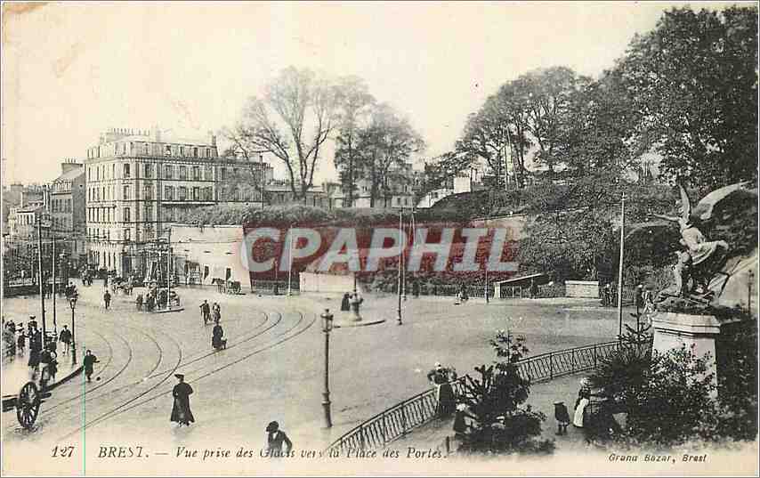 CPA Brest Vue prise des Glacis vers la Place des Portes 