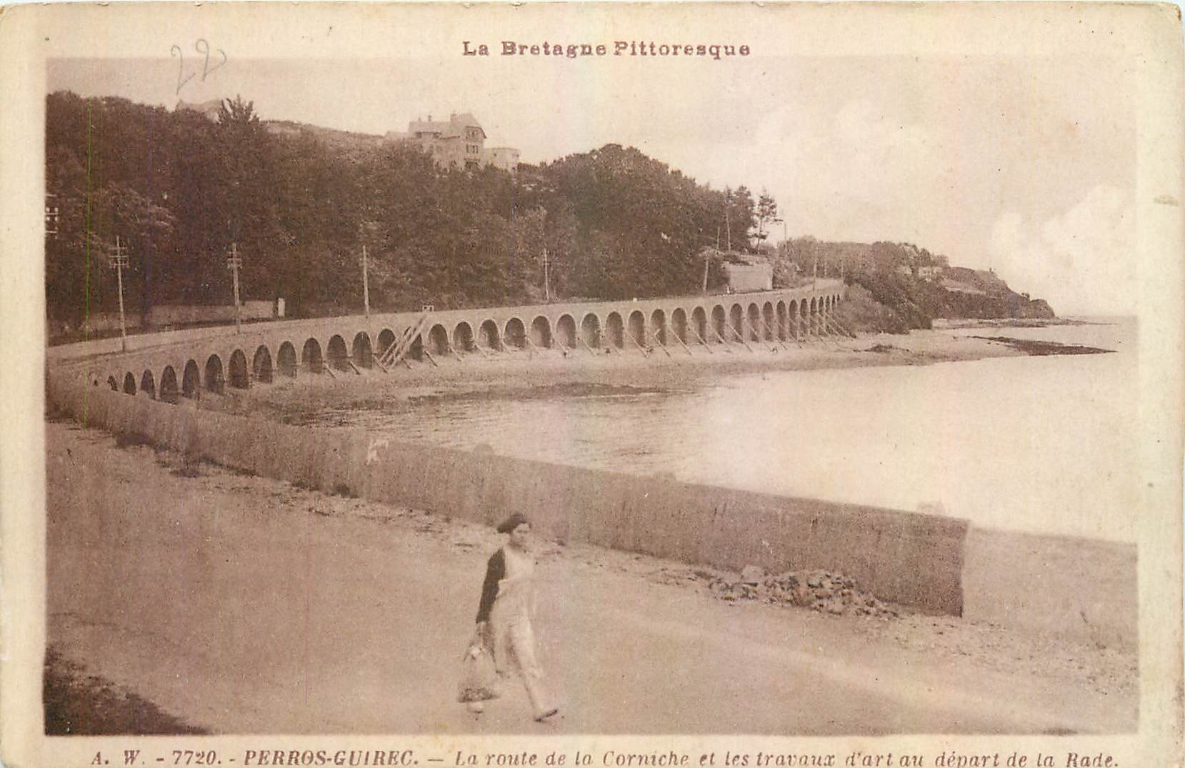 CPA Perros Guirec La route de la Corniche et les travaux d'art au depart de la Rade 