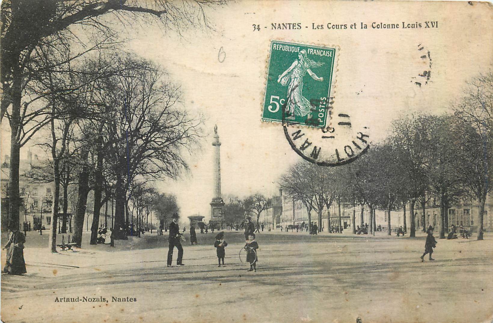 CPA Nantes Les Cours et la Colonne Louis XVI 