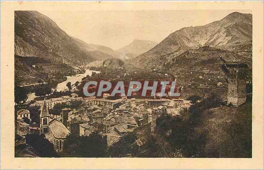 CPA Castellane Station Estivale Vue generale et la Vieille Tour 