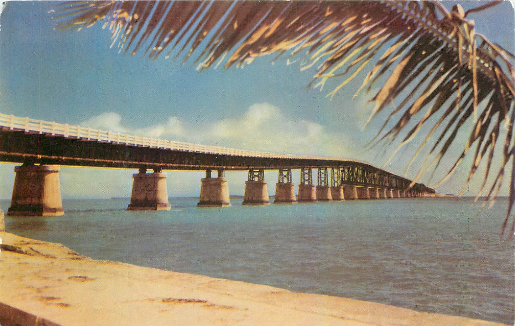 CPA A view of the Overseas Highway linking Florida with Key West 