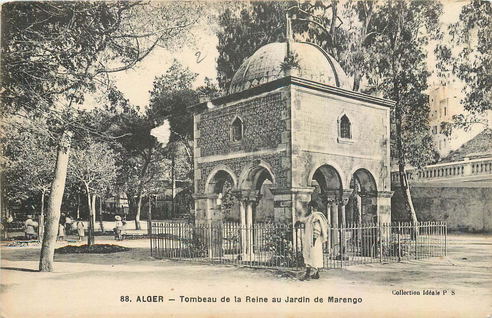 CPA Alger Tombeau de la Reine au Jardin de Marengo 