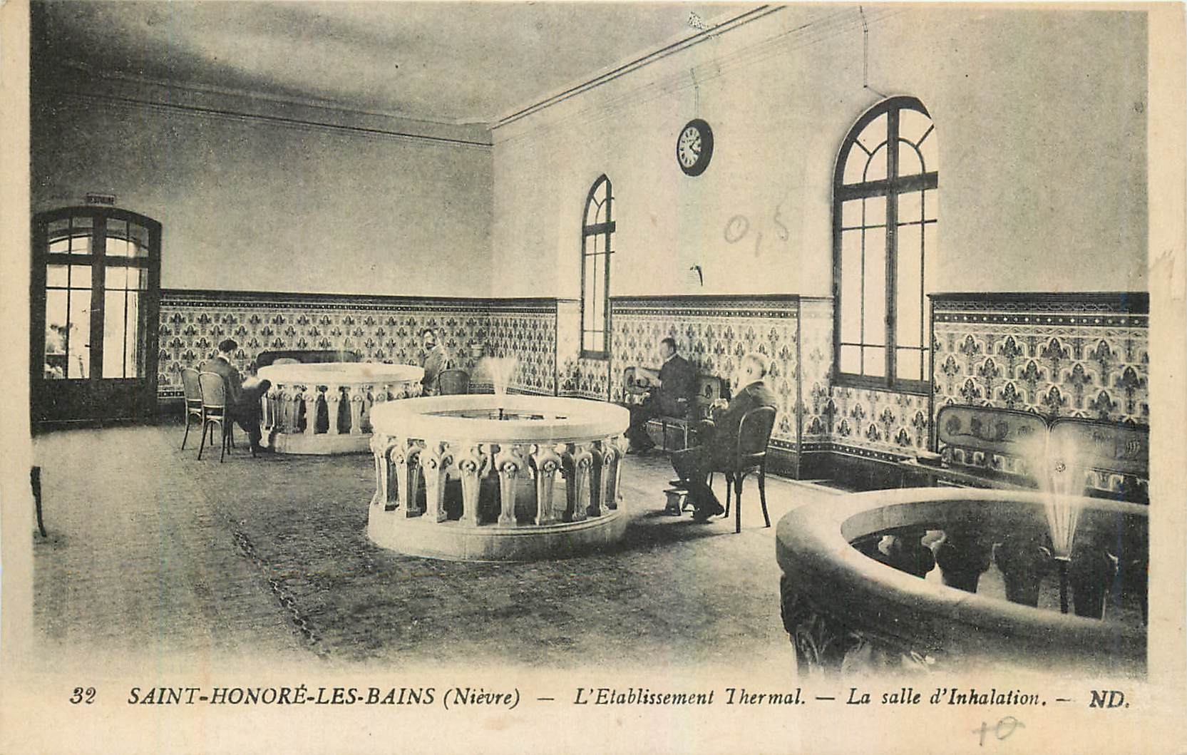 CPA Saint Honore les Bains Nievre L'Etablissement Thermal La salle d'Inhalation 