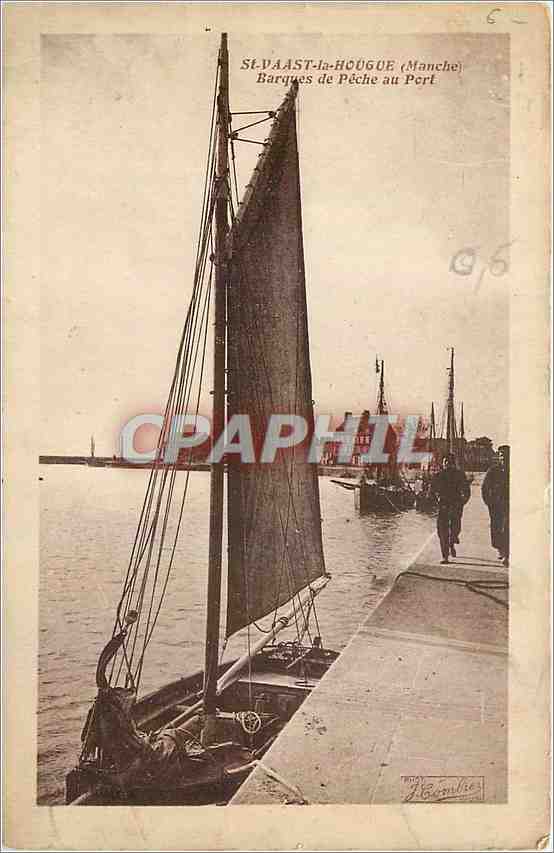 St-Vaast-la-Hougue (Manche) — Barques de Pêche au Port — éditeur J. Bégon