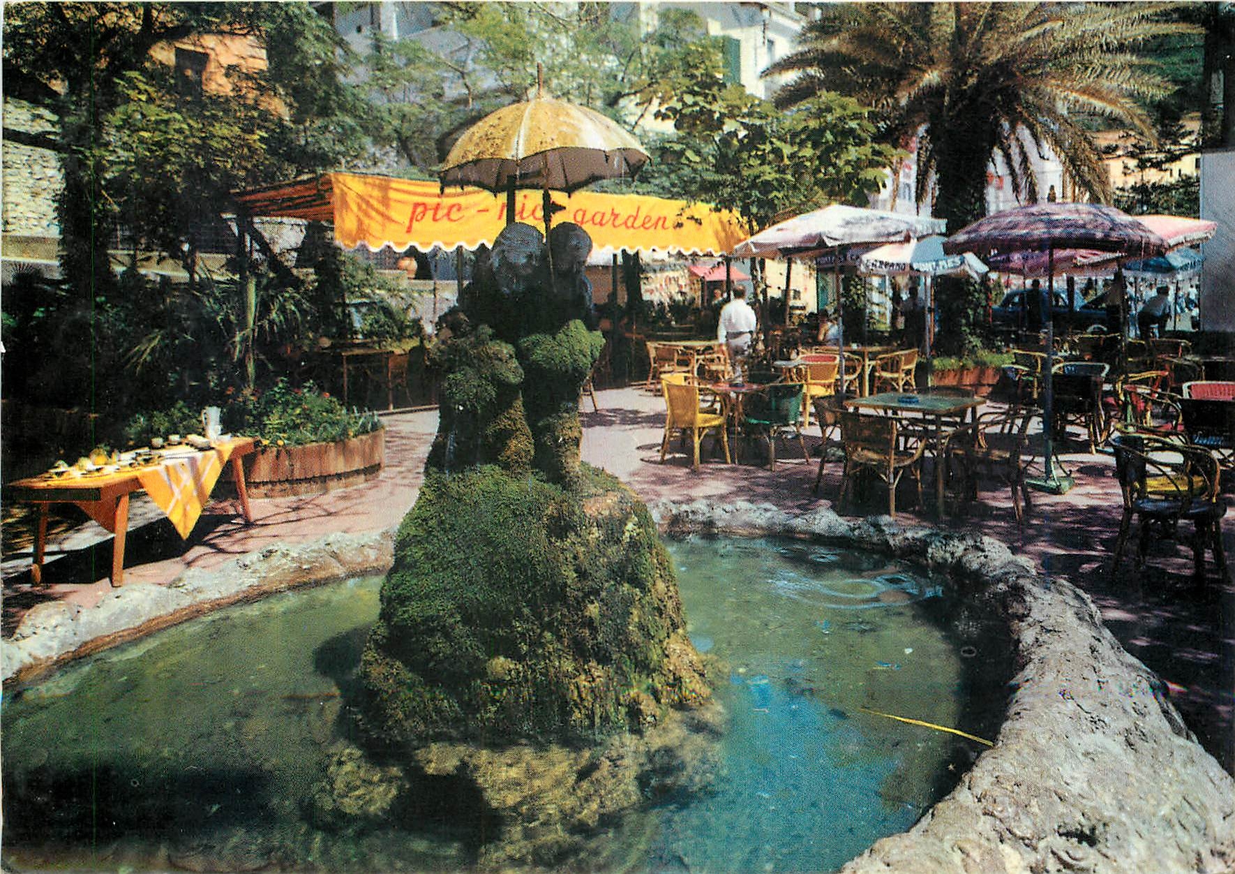 CPM Amalfi La petite fontaine des Amoureux 