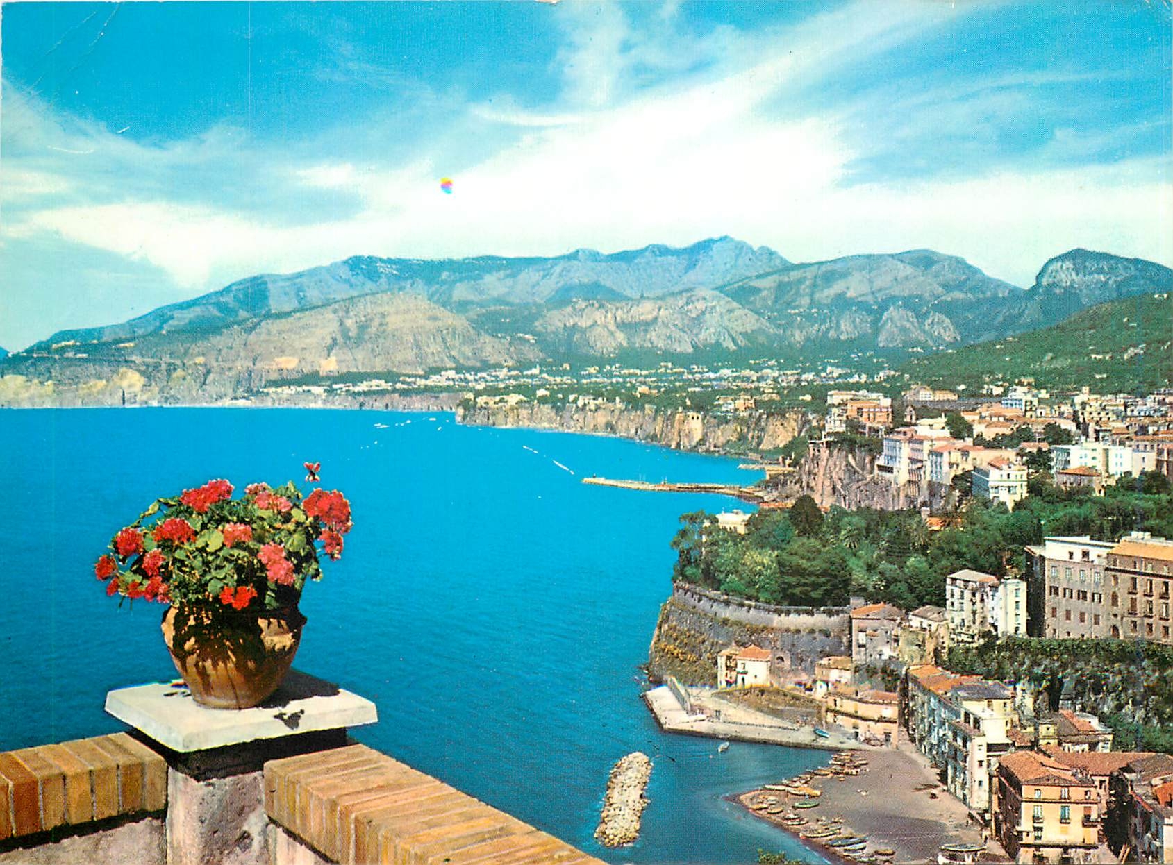 CPM Sorrento Panorama vu de la Pension 